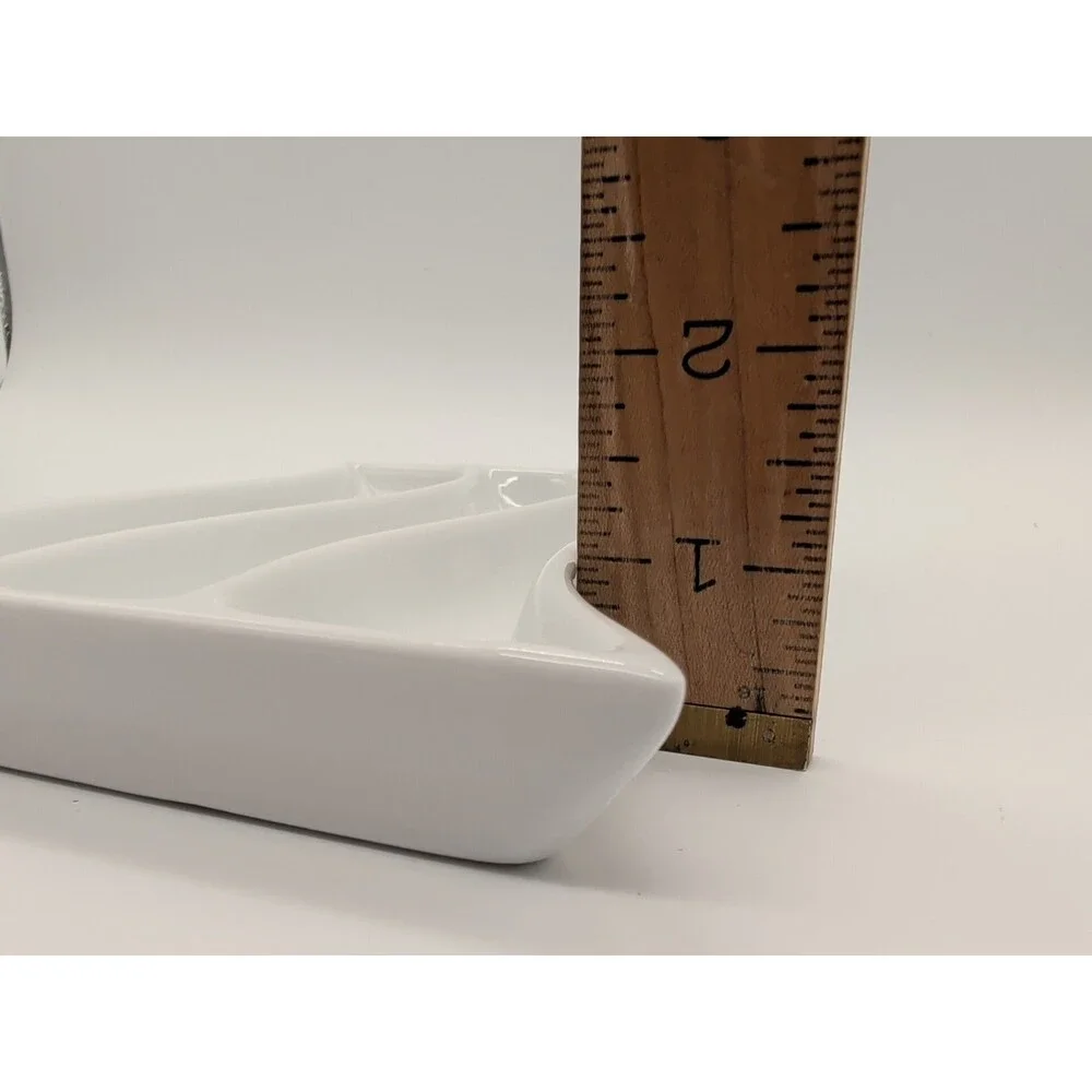 Crate & Barrel BIA Cordon Bleu White Porcelain Wavy Olive Server Boat